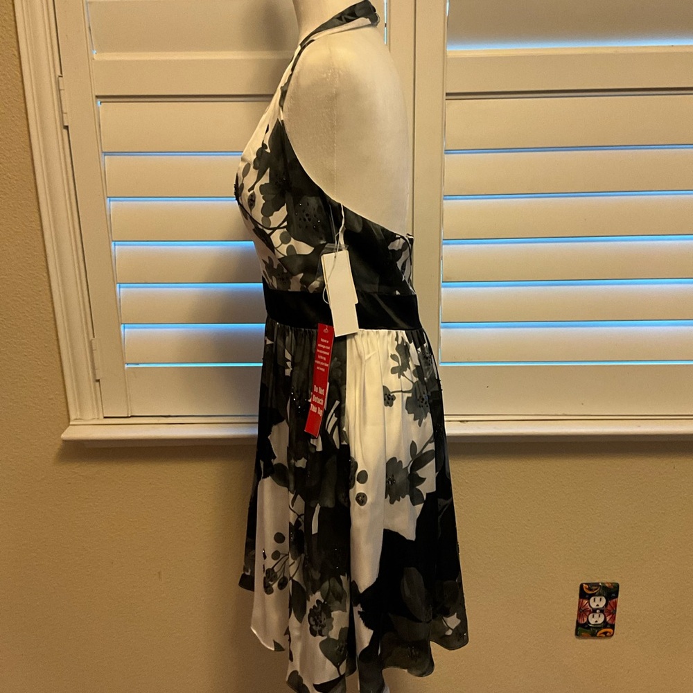 Adrianna Papell Asymmetrical Black and White Halter Sundress NWT - Picture 6 of 10